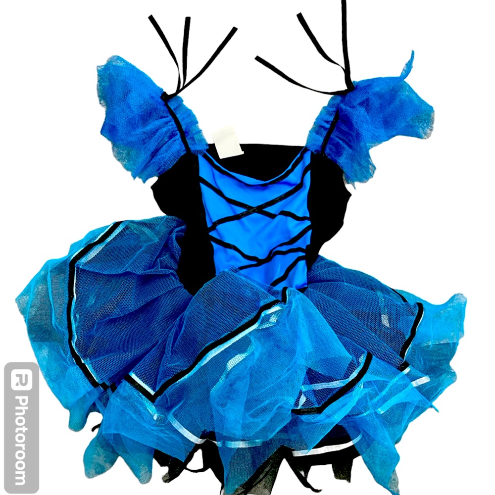 Little girls size 4-6 costume